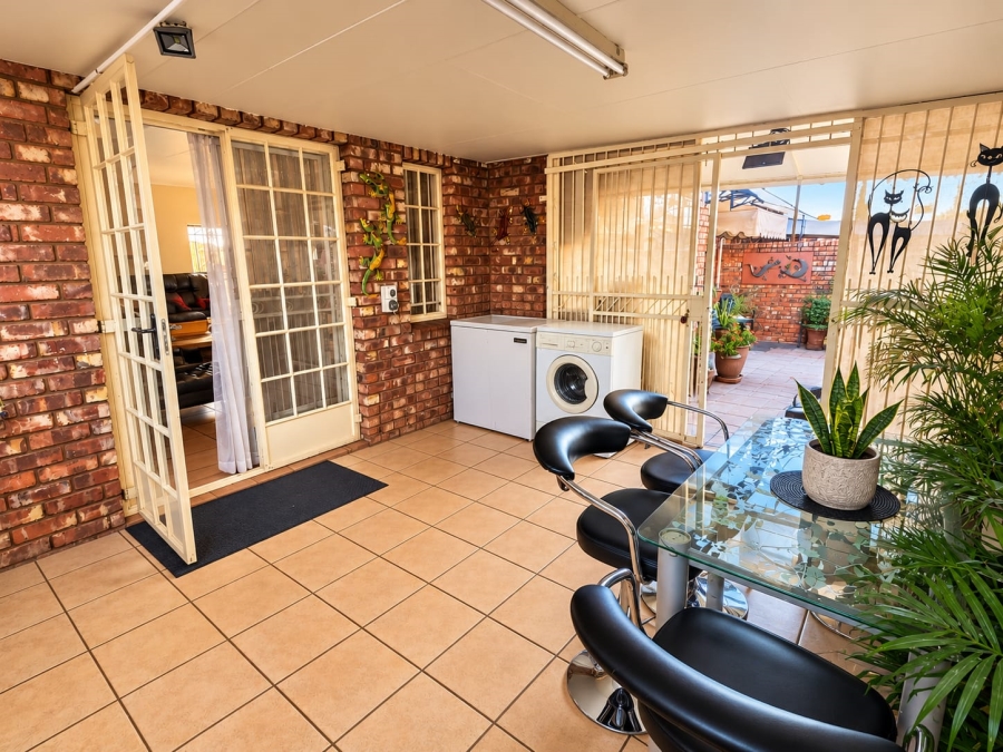3 Bedroom Property for Sale in Uitsig Free State